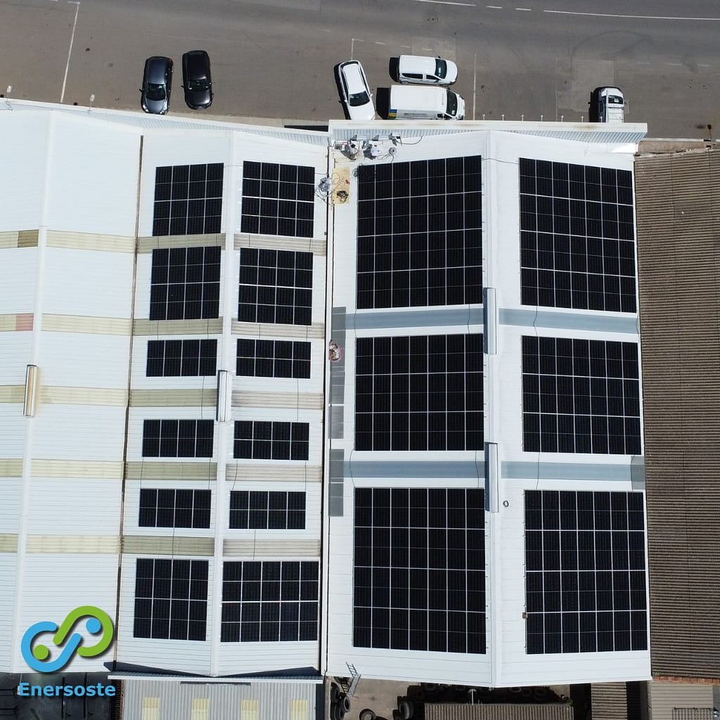fotografía de dron de la instalación fotovoltaica de Roque Guillen